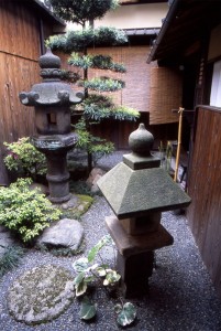 Japanese Stone Lantern Rankei Lantern Grey